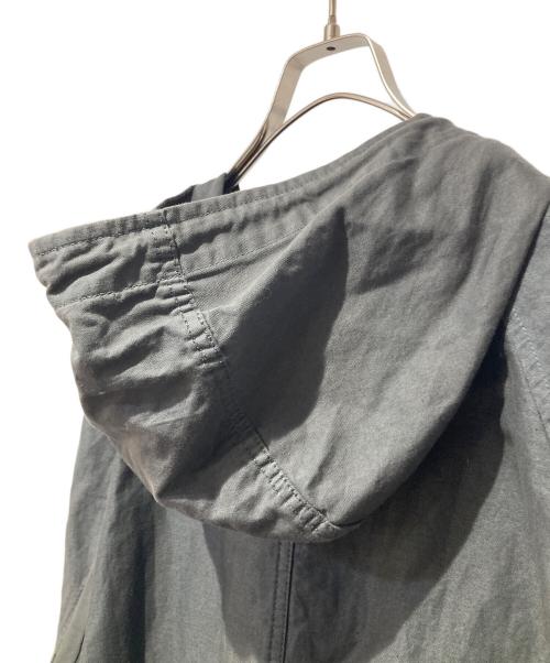 COMME des GARCONS HOMME（コムデギャルソン オム）COMME des GARCONS HOMME (コムデギャルソン オム) フーデッドミリタリーコート グレー サイズ:Mの古着・服飾アイテム
