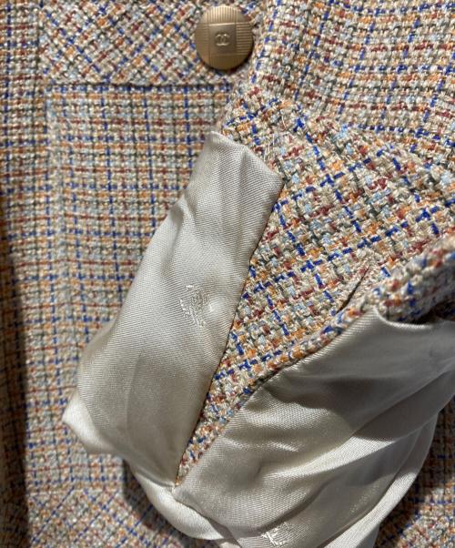 CHANEL（シャネル）CHANEL (シャネル) セットアップスーツ ベージュ サイズ:38の古着・服飾アイテム