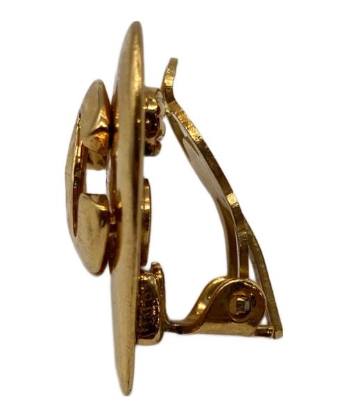 CHANEL（シャネル）CHANEL (シャネル) ハートモチーフイヤリング ゴールドの古着・服飾アイテム