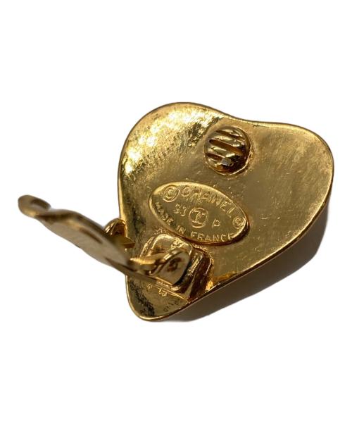 CHANEL（シャネル）CHANEL (シャネル) ハートモチーフイヤリング ゴールドの古着・服飾アイテム