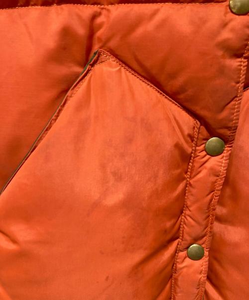 RockyMountainFeatherBed（ロッキーマウンテンフェザーベッド）RockyMountainFeatherBed (ロッキーマウンテンフェザーベッド) ダウンベスト オレンジ サイズ:不明の古着・服飾アイテム