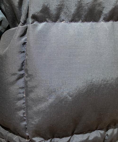 Eddie Bauer（エディーバウアー）Eddie Bauer (エディーバウアー) カラコラムダウンジャケット ネイビー サイズ:不明の古着・服飾アイテム