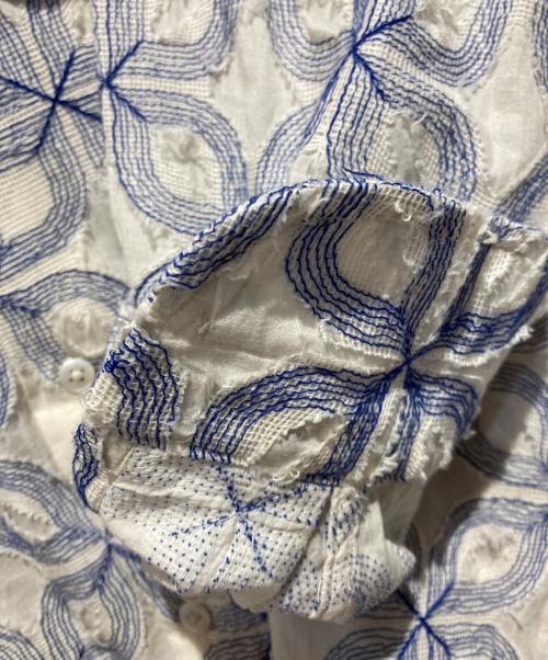 PERIOD FEATURES（ピリオドフューチャーズ）PERIOD FEATURES (ピリオドフューチャーズ) CUTOUTHandClipping Shirt ブルー サイズ:不明の古着・服飾アイテム