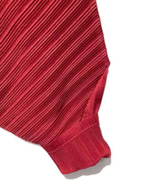 PLEATS PLEASE（プリーツプリーズ）PLEATS PLEASE (プリーツプリーズ) ハイネックドルマンスリーブプリーツカットソー レッド サイズ:３の古着・服飾アイテム