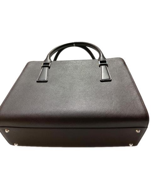 BURBERRY（バーバリー）BURBERRY (バーバリー) サフィアーノレザーハンドバッグ ブラウン サイズ:ＦＲＥＥの古着・服飾アイテム