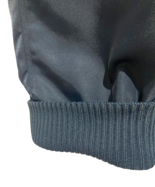 A.P.C.（アーペーセー）A.P.C. (アーペーセー) 中綿MA-1ジャケット ネイビー サイズ:Mの古着・服飾アイテム