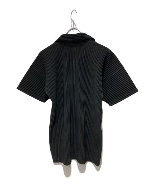 HOMME PLISSE ISSEY MIYAKE（オム プリッセ イッセイ ミヤケ）HOMME PLISSE ISSEY MIYAKE (オム プリッセ イッセイ ミヤケ) プリーツポロシャツ ブラック サイズ:2の古着・服飾アイテム