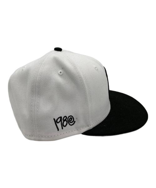 stussy（ステューシー）stussy (ステューシー) New Era (ニューエラ) ロゴキャップ ホワイトの古着・服飾アイテム