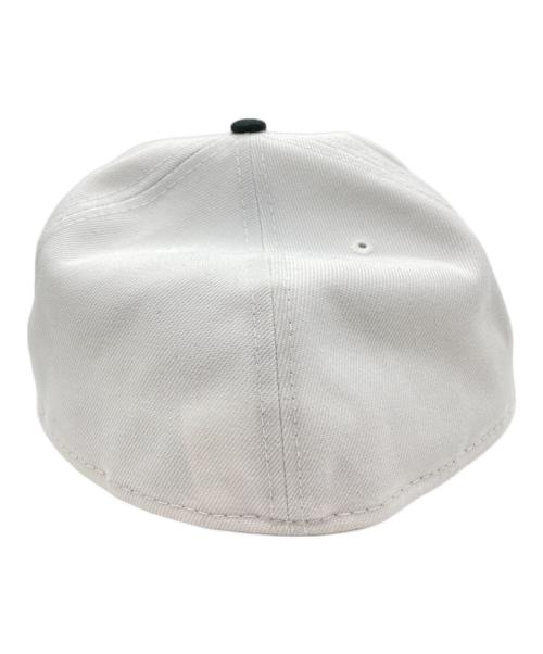 stussy（ステューシー）stussy (ステューシー) New Era (ニューエラ) ロゴキャップ ホワイトの古着・服飾アイテム
