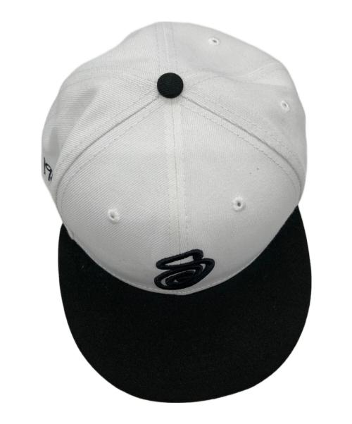 stussy（ステューシー）stussy (ステューシー) New Era (ニューエラ) ロゴキャップ ホワイトの古着・服飾アイテム