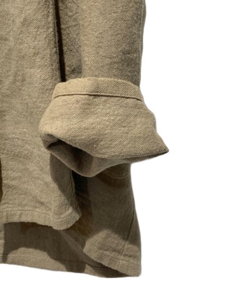 evam eva vie（エヴァムエヴァ ヴィー）evam eva vie (エヴァムエヴァ ヴィー) LINEN WOOL SHORT ROBE ベージュ サイズ:FREEの古着・服飾アイテム