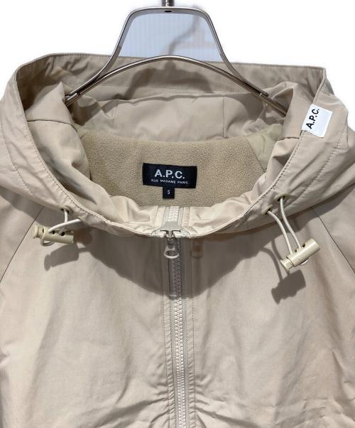 A.P.C.（アーペーセー）A.P.C. (アーペーセー) VESTE YOURI 24A ベージュ サイズ:Sの古着・服飾アイテム
