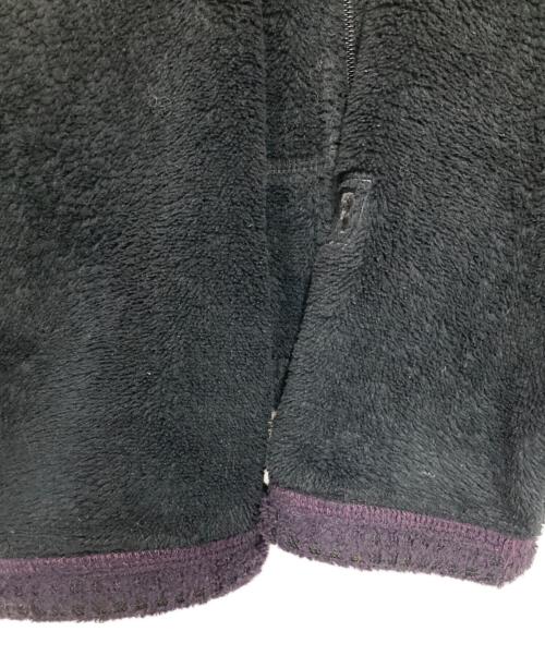 Patagonia（パタゴニア）Patagonia (パタゴニア) R4 fleece jacket L ブラック サイズ:Mの古着・服飾アイテム