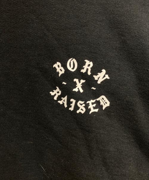 BORN X RAISED（ボーン レイズド）BORN X RAISED (ボーン レイズド) HEAVEN KNOWS CREWNECK ブラック サイズ:Mの古着・服飾アイテム