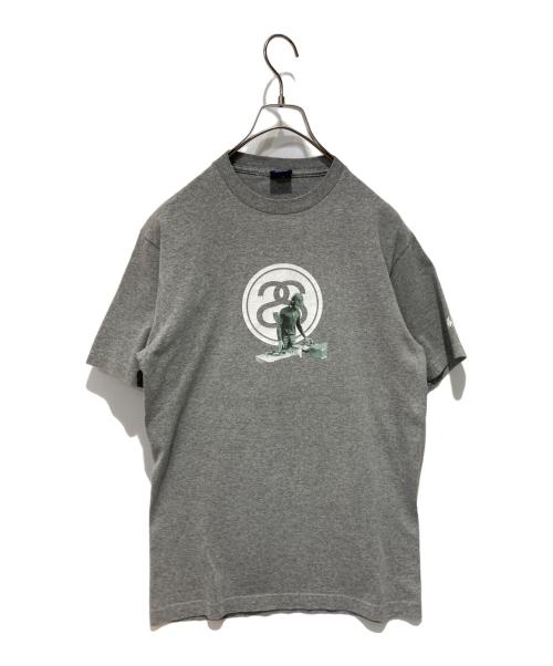 stussy（ステューシー）stussy (ステューシー) Grandmaster DJ/T-shirt グレー サイズ:Mediumの古着・服飾アイテム