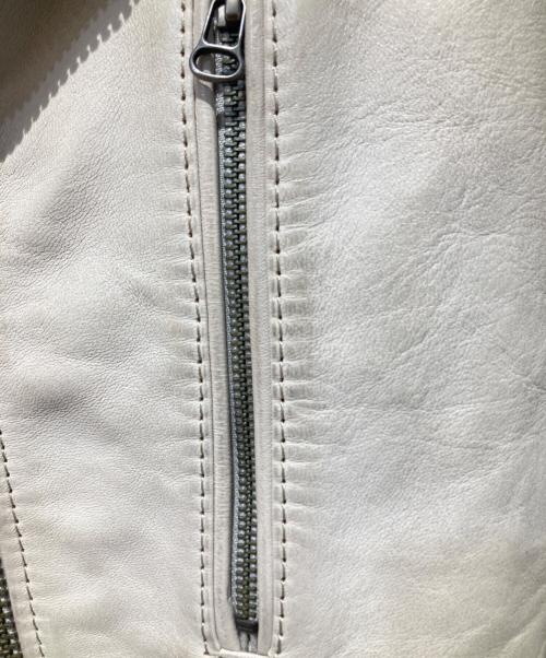 AVIREX（アヴィレックス）AVIREX (アヴィレックス) ライダースジャケット ベージュ サイズ:XLの古着・服飾アイテム