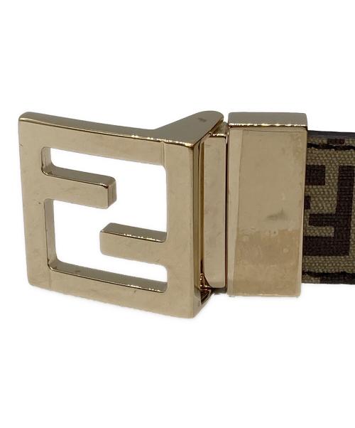 FENDI（フェンディ）FENDI (フェンディ) FFロゴベルト ベージュの古着・服飾アイテム
