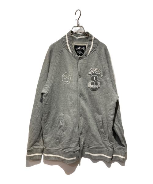 stussy（ステューシー）stussy (ステューシー) スタジャン グレー サイズ:Ｌの古着・服飾アイテム