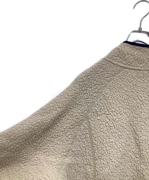 Patagonia（パタゴニア）Patagonia (パタゴニア) RETORO PILE JACKET ベージュ×ネイビー サイズ:XLの古着・服飾アイテム