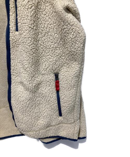 Patagonia（パタゴニア）Patagonia (パタゴニア) RETORO PILE JACKET ベージュ×ネイビー サイズ:XLの古着・服飾アイテム