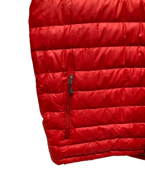 Patagonia（パタゴニア）Patagonia (パタゴニア) ダウンセーターフーディ レッド サイズ:Ｌの古着・服飾アイテム