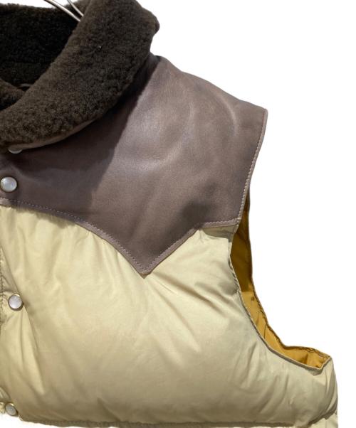 RockyMountainFeatherBed（ロッキーマウンテンフェザーベッド）RockyMountainFeatherBed (ロッキーマウンテンフェザーベッド) ANATOMICA (アナトミカ) CHRISTY FOR VEST ベージュ サイズ:40の古着・服飾アイテム