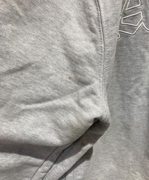 PALACE（パレス）PALACE (パレス) ESTABLISHED ZIP FUNNEL グレー サイズ:Ｌの古着・服飾アイテム