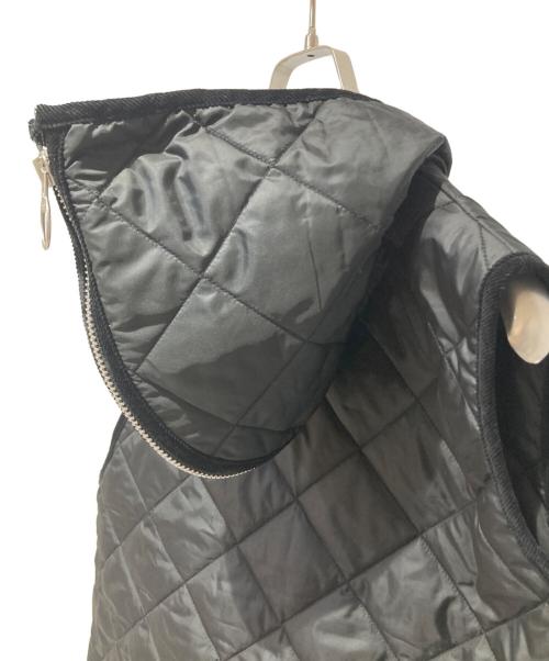 Barbour（バブアー）Barbour (バブアー) キルティングフーデットベスト ブラック サイズ:40の古着・服飾アイテム