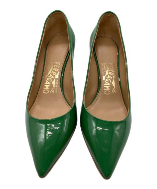 Salvatore Ferragamo（サルヴァトーレ フェラガモ）Salvatore Ferragamo (サルヴァトーレ フェラガモ) エナメルパンプス グリーン サイズ: 3 1/2の古着・服飾アイテム