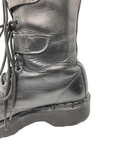 Dr.Martens（ドクターマーチン）Dr.Martens (ドクターマーチン) ベルトデザインロングブーツ ブラック サイズ:不明の古着・服飾アイテム