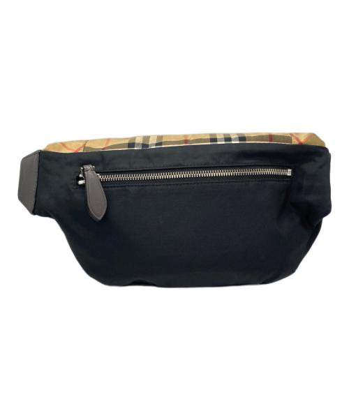 BURBERRY（バーバリー）BURBERRY (バーバリー) ボディーバッグ ブラックの古着・服飾アイテム