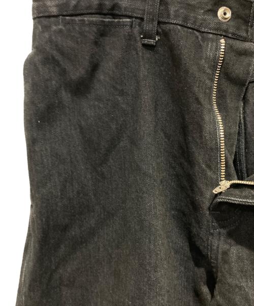1000s THOUSANDS（ワンサウザンドエス サウザンズ）1000s THOUSANDS (ワンサウザンドエス サウザンズ) INVISIBLE 5P DENIM PANTS - BAGGY ver1 ブラック サイズ:Mの古着・服飾アイテム