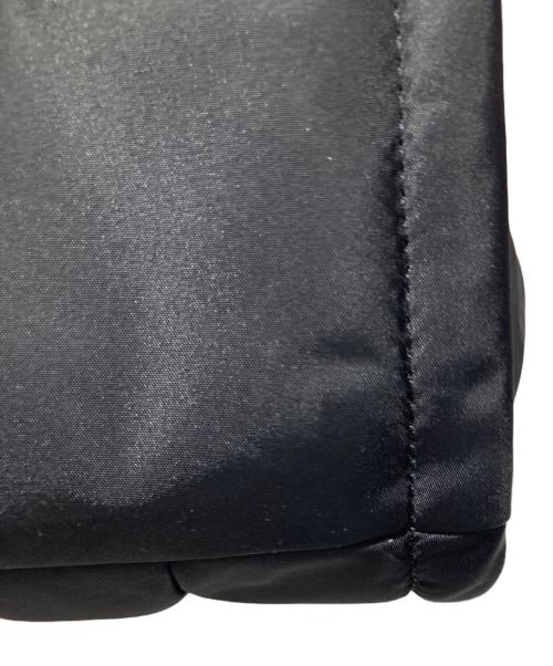 Marc by Marc Jacobs（マークバイマークジェイコブス）Marc by Marc Jacobs (マークバイマークジェイコブス) THE PUFFY NYLON TOTE BAG ブラックの古着・服飾アイテム