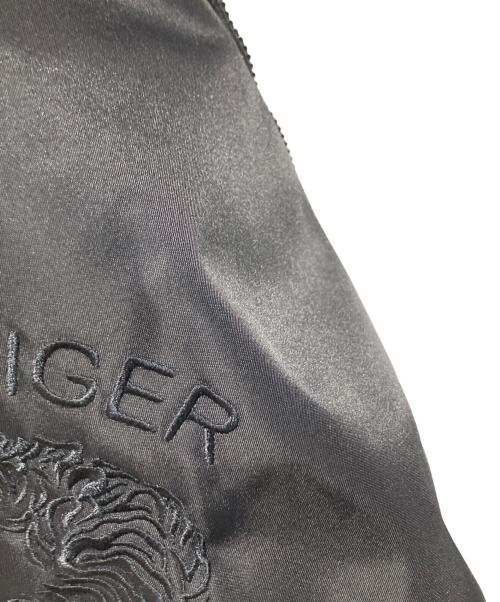 Onitsuka Tiger（オニツカタイガー）Onitsuka Tiger (オニツカタイガー) スリングバッグ ブラックの古着・服飾アイテム