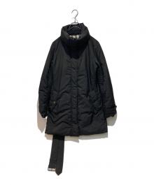 BURBERRY LONDON（バーバリーロンドン）の古着「ベルテッドハイネックダウンコート」｜ブラック×ベージュ