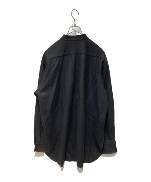 MARKAWARE（マーカウェア）MARKAWARE (マーカウェア) COMFORT FIT BANDCOLLAR SHIRT ORGANIC WOOL CIRCULAR ブラック サイズ:不明の古着・服飾アイテム