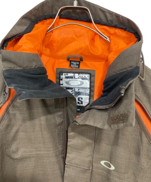 OAKLEY（オークリー）OAKLEY (オークリー) マウンテンパーカー ブラウン サイズ:Sの古着・服飾アイテム