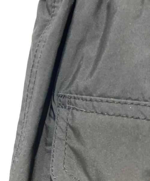 and wander（アンドワンダー）and wander (アンドワンダー) oversized cargo pants 2 ブラック サイズ:WSの古着・服飾アイテム