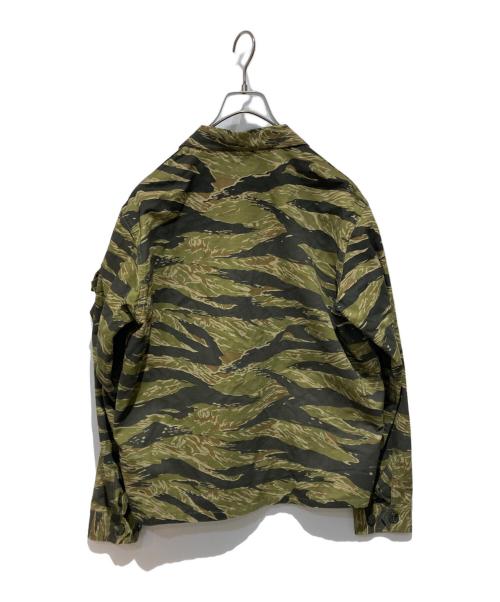 TENDERLOIN（テンダーロイン）TENDERLOIN (テンダーロイン) タイガーカモミリタリージャケット グリーン×ブラック サイズ:Sの古着・服飾アイテム