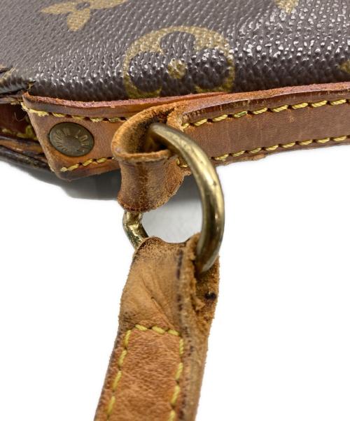 LOUIS VUITTON（ルイ ヴィトン）LOUIS VUITTON (ルイ ヴィトン) ショルダーポーチ ブラウンの古着・服飾アイテム