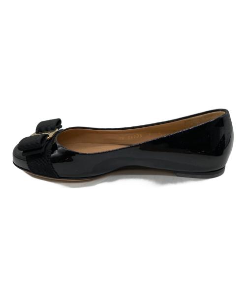 Salvatore Ferragamo（サルヴァトーレ フェラガモ）Salvatore Ferragamo (サルヴァトーレ フェラガモ) バレエシューズ ブラック サイズ:4の古着・服飾アイテム