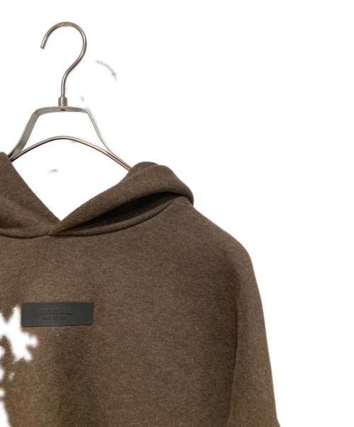 FOG ESSENTIALS（フィアオブゴッド エッセンシャル）FOG ESSENTIALS (フィアオブゴッド エッセンシャル) プルオーバーパーカー ブラウン サイズ:XSの古着・服飾アイテム