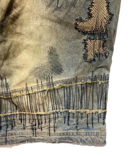 PERSONSOUL（パーソンソウル）PERSONSOUL (パーソンソウル) STAIN EMBROIDERY CURVED JEANS ブルー サイズ:XXLの古着・服飾アイテム
