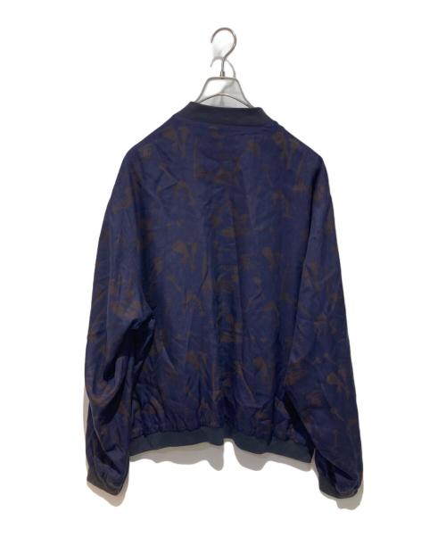 YOKE（ヨーク）YOKE (ヨーク) REVERSIBLE PRINTED RIB BLOUSON グレー×パープル サイズ:2の古着・服飾アイテム