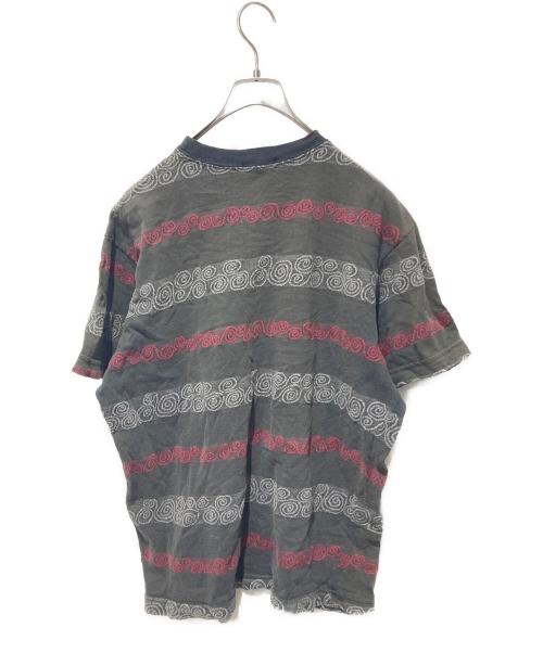 stussy（ステューシー）stussy (ステューシー) 渦巻き 総柄 ジャガード Tシャツ ブラック サイズ:Ｌの古着・服飾アイテム