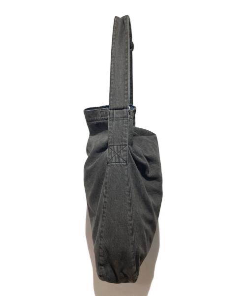 OUR LEGACY（アワーレガシー）OUR LEGACY (アワーレガシー) SLING BAG グレーの古着・服飾アイテム