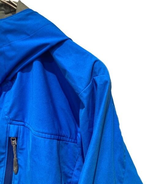finetrack（ファイントラック）finetrack (ファイントラック) フーデッドジャケット ブルー サイズ:Mの古着・服飾アイテム
