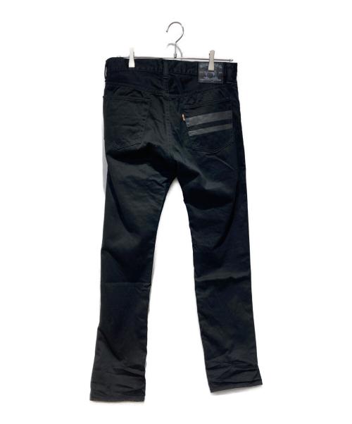MOMOTARO JEANS（桃太郎ジーンズ）MOMOTARO JEANS (桃太郎ジーンズ) セルヴィッチウエポンナローテーパードパンツ ブラック サイズ:W33の古着・服飾アイテム