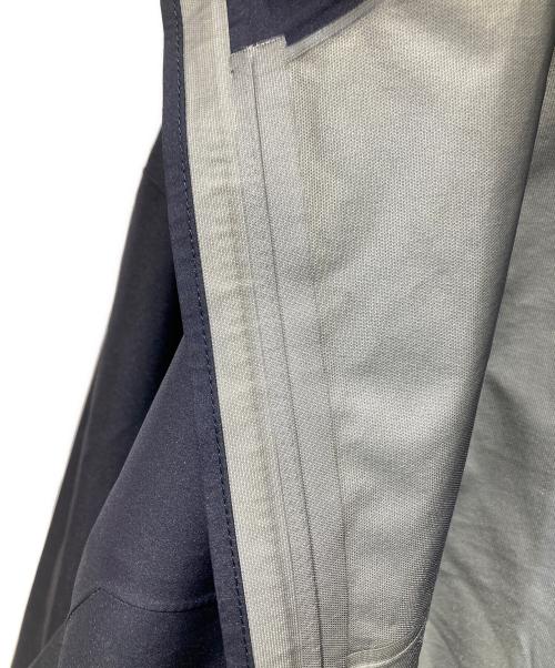 ARC'TERYX（アークテリクス）ARC'TERYX (アークテリクス) BETA JACKET ネイビー サイズ:XLの古着・服飾アイテム