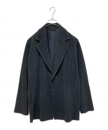 HOMME PLISSE ISSEY MIYAKE（オム プリッセ イッセイ ミヤケ）の古着「プリーツ テーラードジャケット」｜ブラック